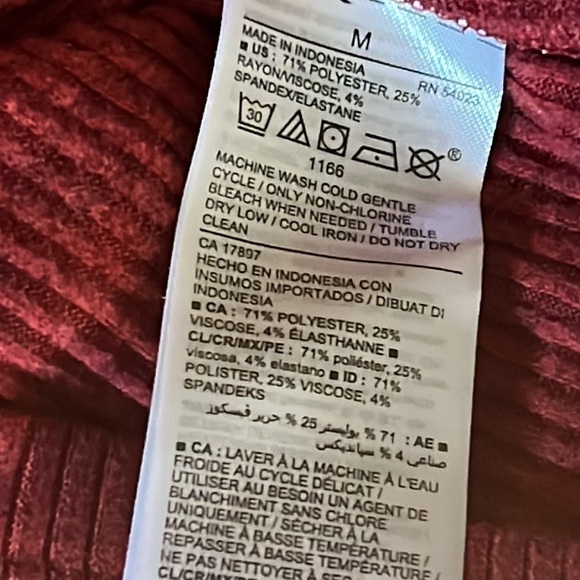 Old Navy Wrap Sweater top - Picture 4 of 7